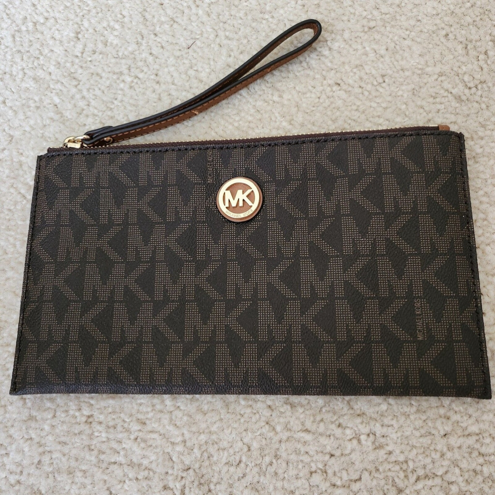 Michael Kors Fulton Large Zip Clutch Wristlet Brown Logo NEW